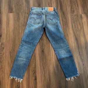 Levi’s high rise ankle crop straight